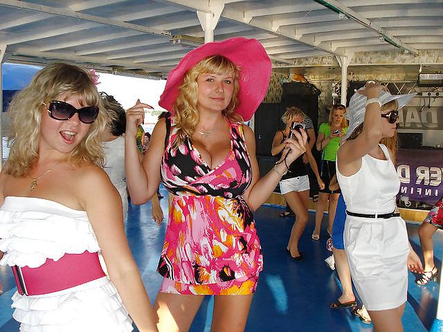 24P Busty Russian Woman 1250