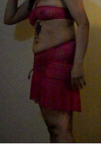 24P Arab woman
