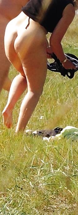 13P Sluts secretly photographed on the beach