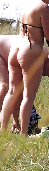 13P Sluts secretly photographed on the beach