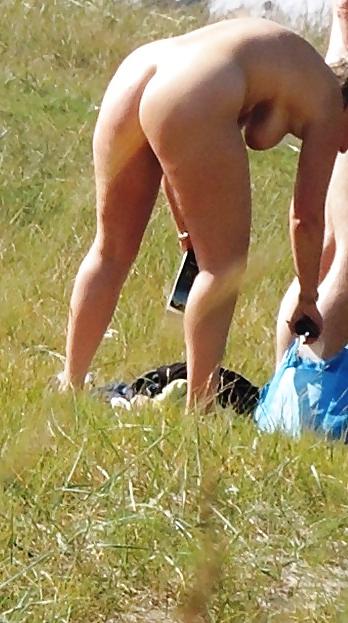 13P Sluts secretly photographed on the beach