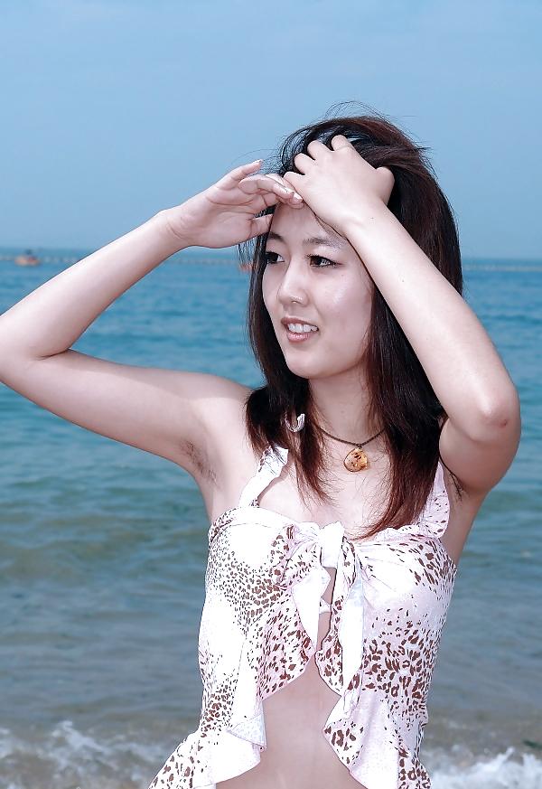 25P My visit to the beach (Beautiful Asians with Hairy Armpits)