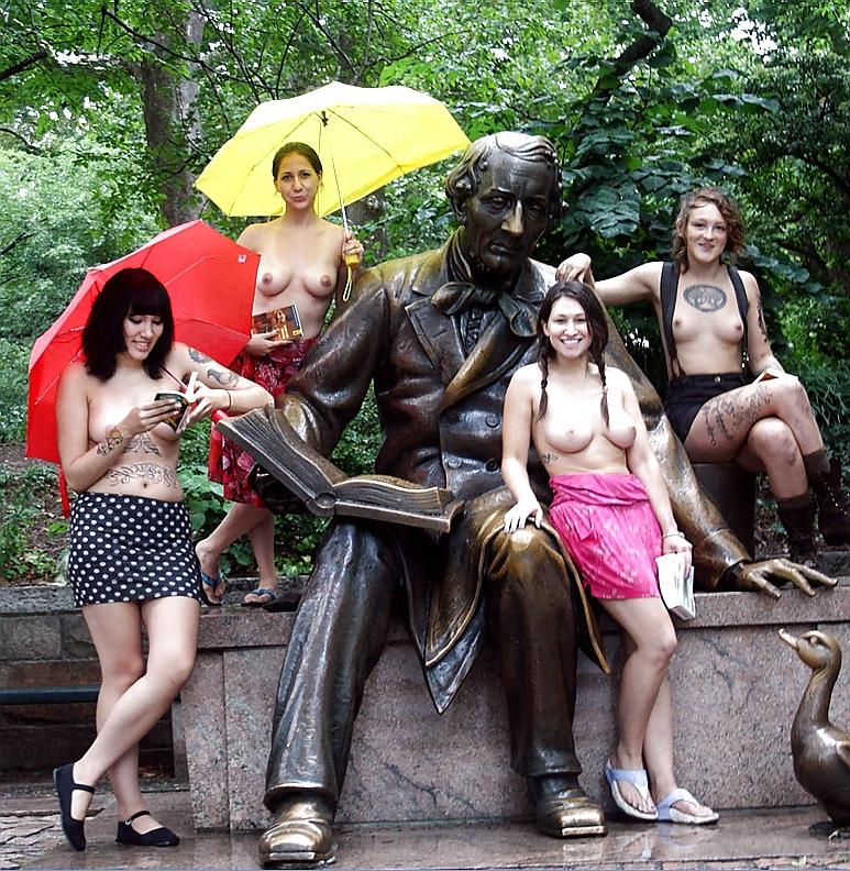 25P Women Flashing Collaboration 8