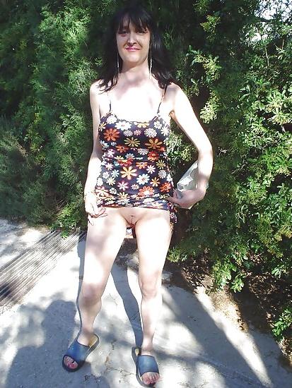 25P Nudists Naturists Public Outdoor Flash #23
