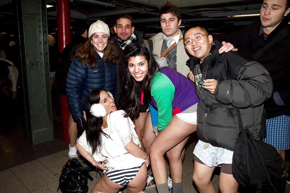 21P No Pants