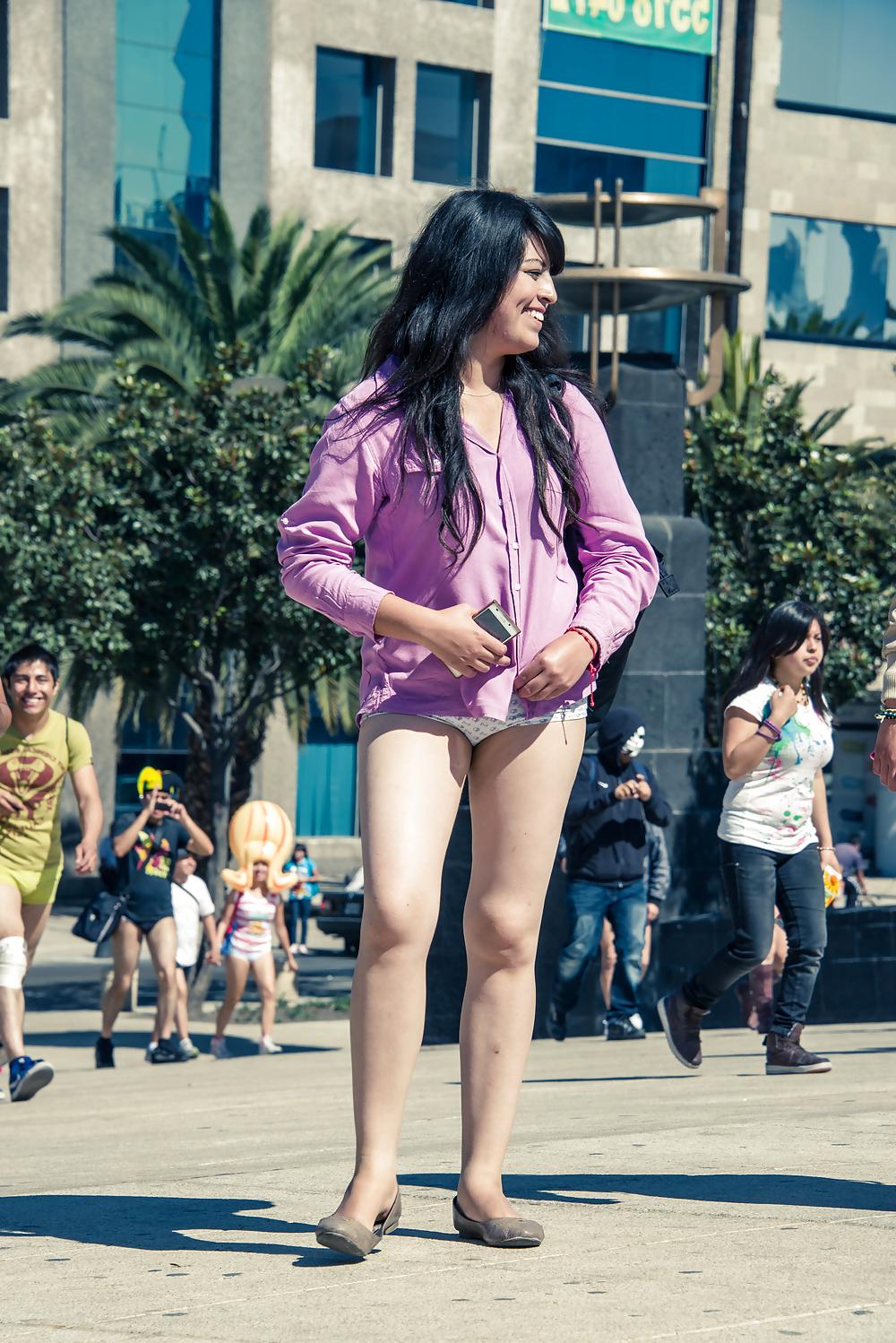 21P No Pants