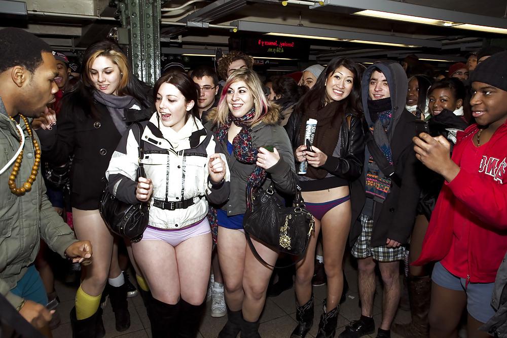 21P No Pants