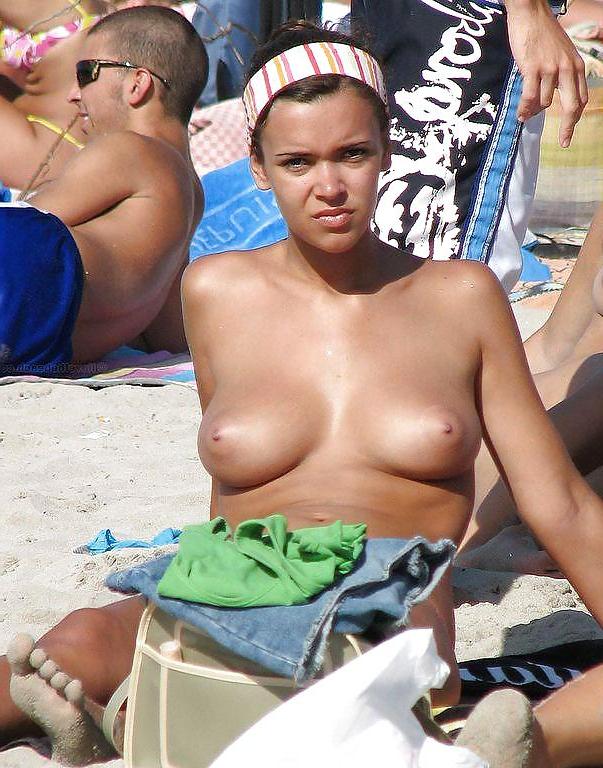 25P Beach Babes 10
