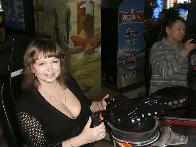 24P Busty Russian Woman 1279