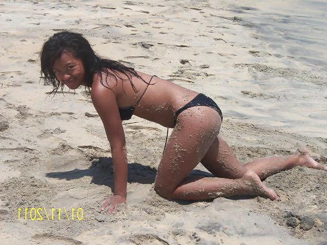 17P Madagascar :  on the beach