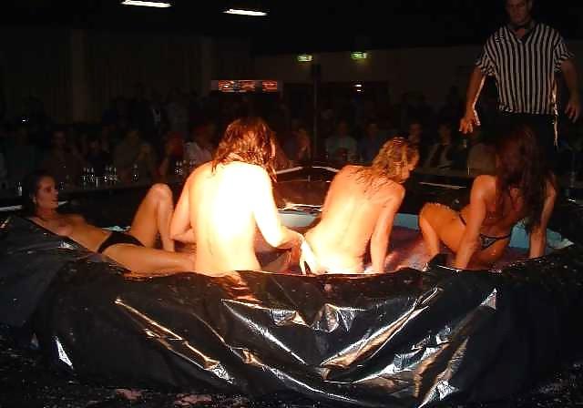 25P SOme  jelly wrestling babe pics