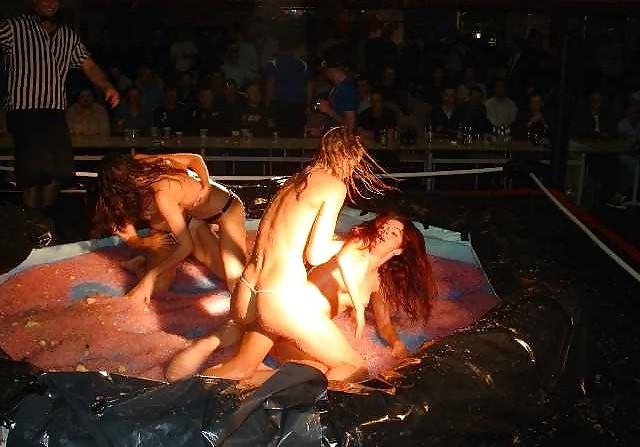 25P SOme  jelly wrestling babe pics