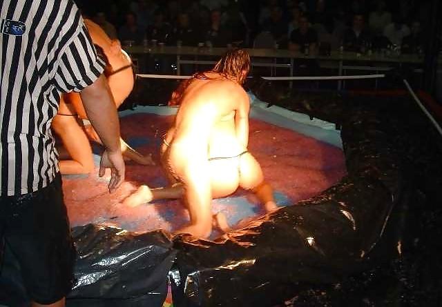 25P SOme  jelly wrestling babe pics