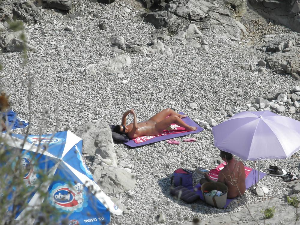 25P NUDIST BEACH CROATIA 2013