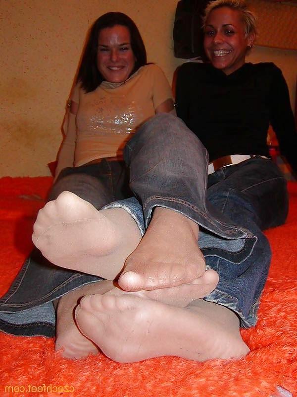 25P Nylon feet 31