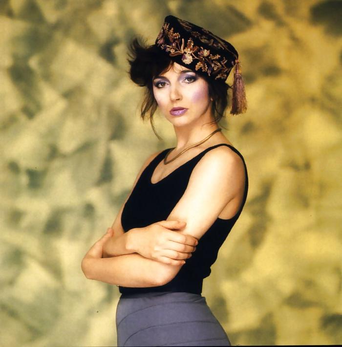 25P I love you Kate Bush