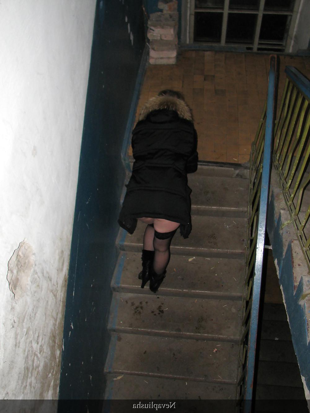 25P Girl flasher