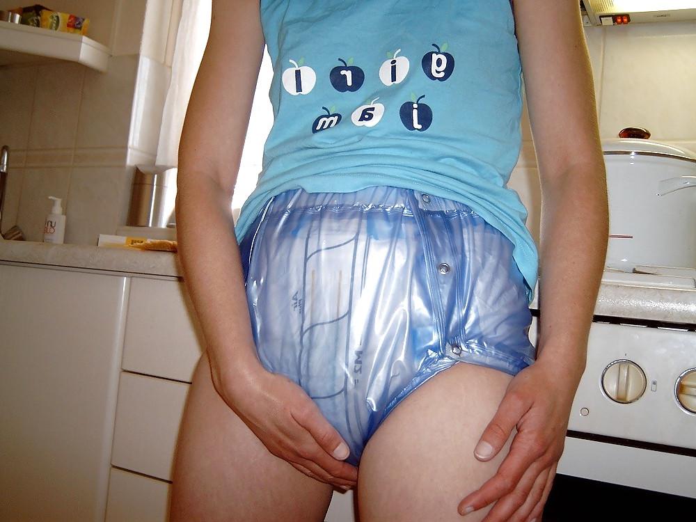 12P Plastic-pants
