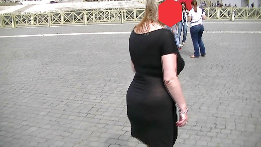 25P Milf mia flashing see through
