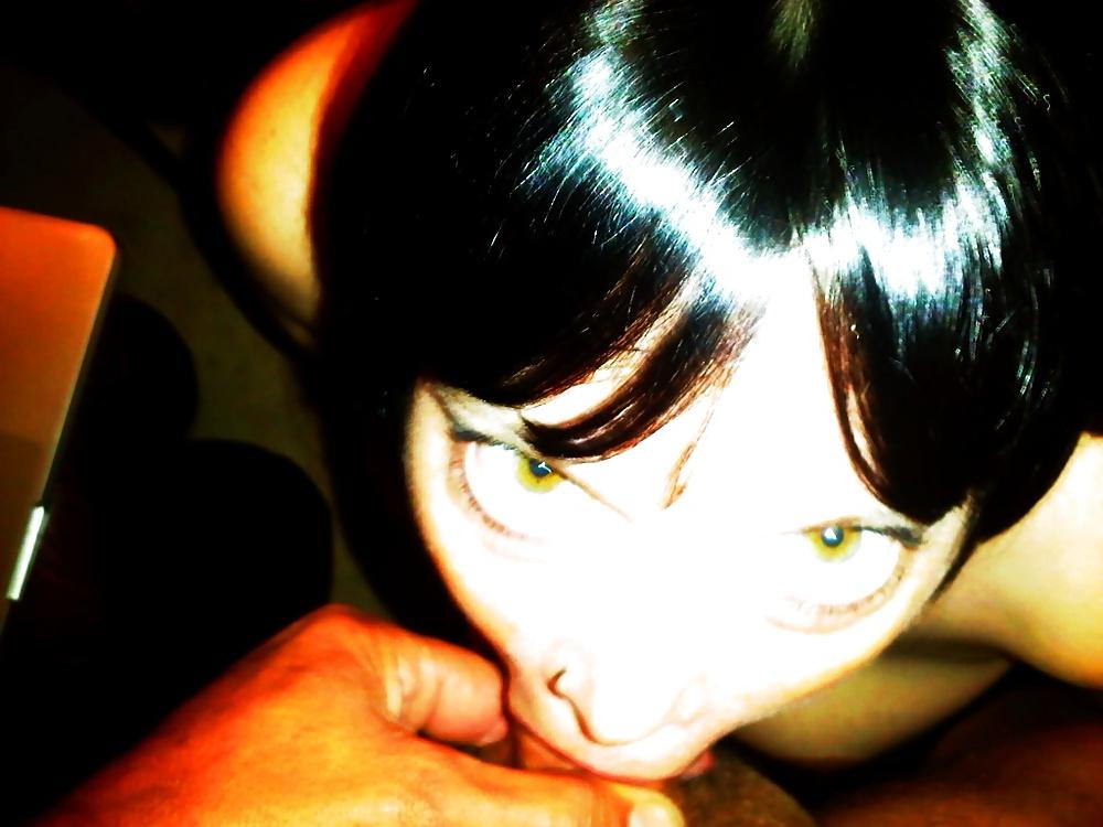 11P Throat Slut Goes Deep for Cum