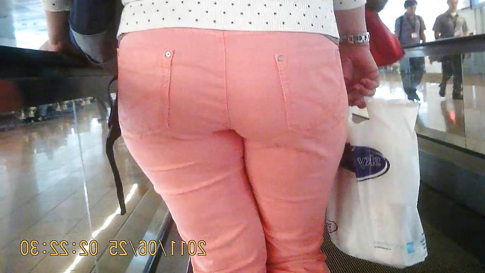 12P Pink Pants White Milf