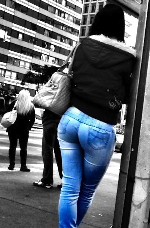 25P Girls in tight pants 15