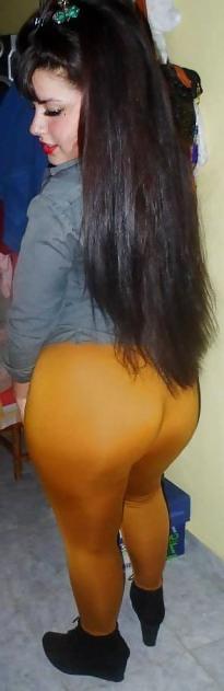 25P Girls in tight pants 15