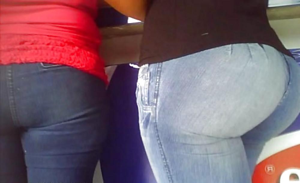 25P Girls in tight pants 15