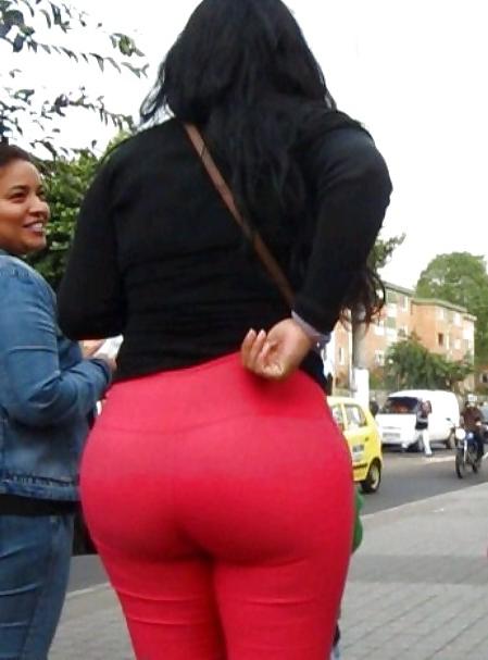 25P Girls in tight pants 15