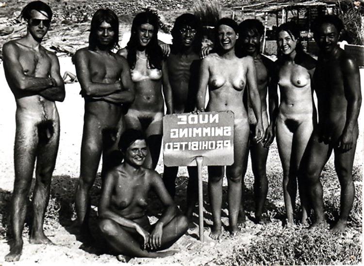 25P Nudist-1