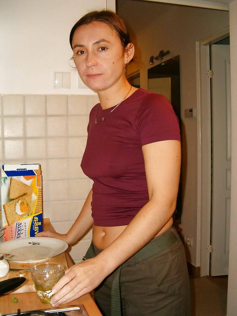 15P Maria polka hairy pussy