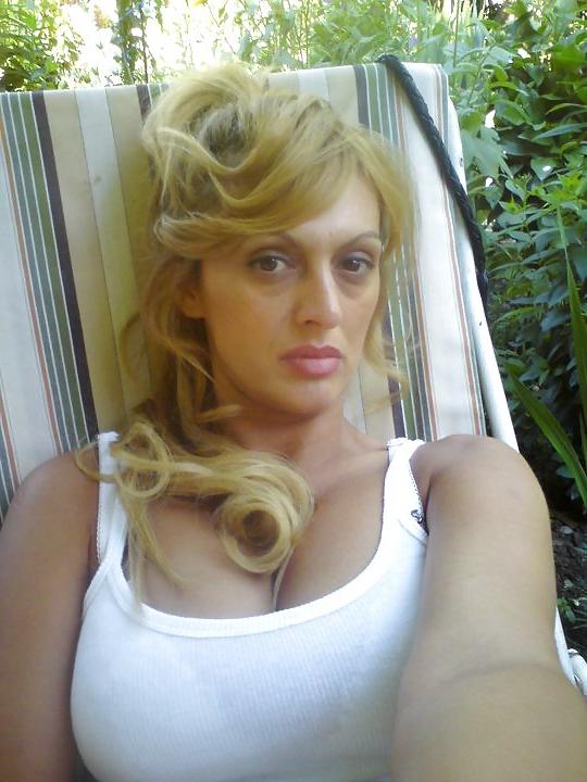 25P Kroatische MILF
