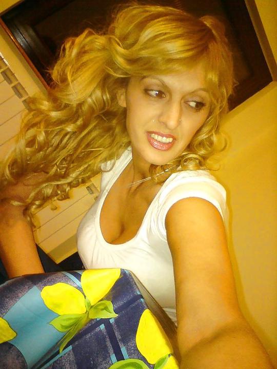25P Kroatische MILF