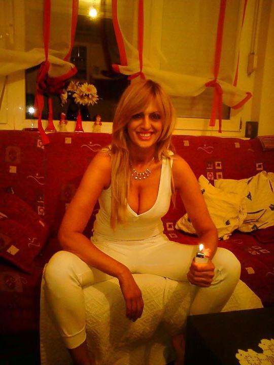 25P Kroatische MILF