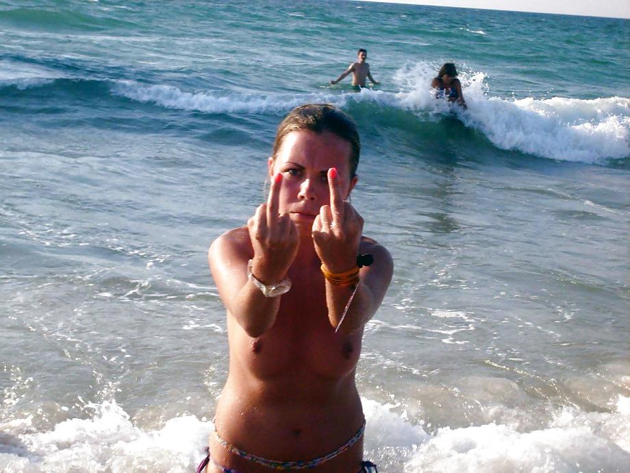 25P Cute Beach Girls - XIV