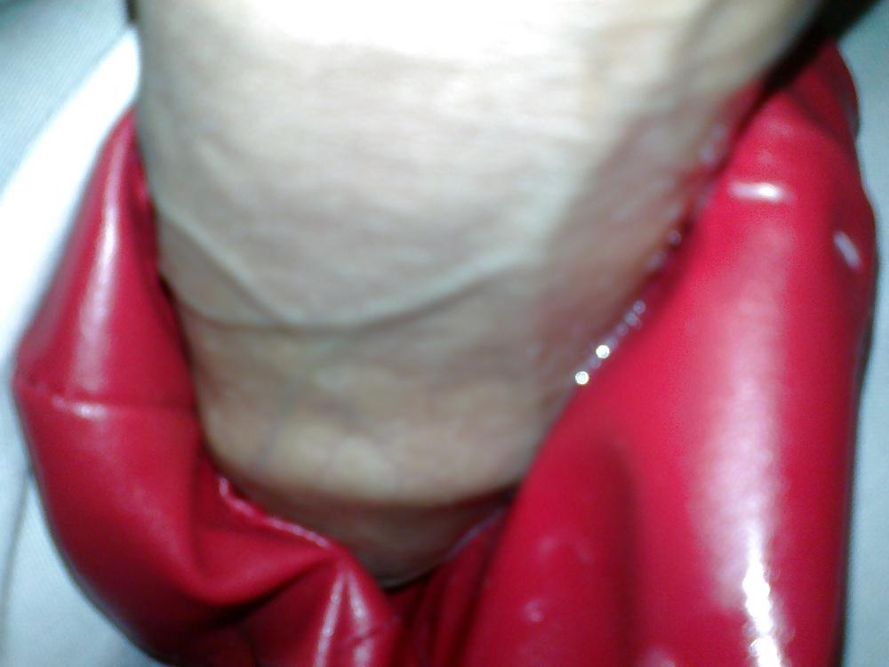 25P Leather pussy fucking