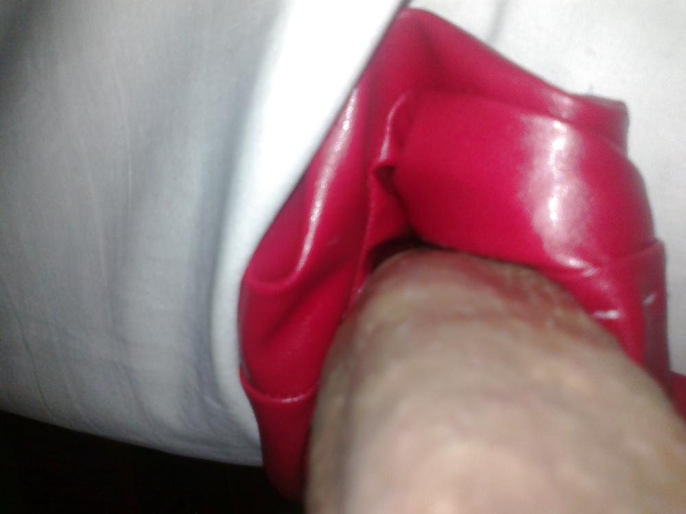 25P Leather pussy fucking