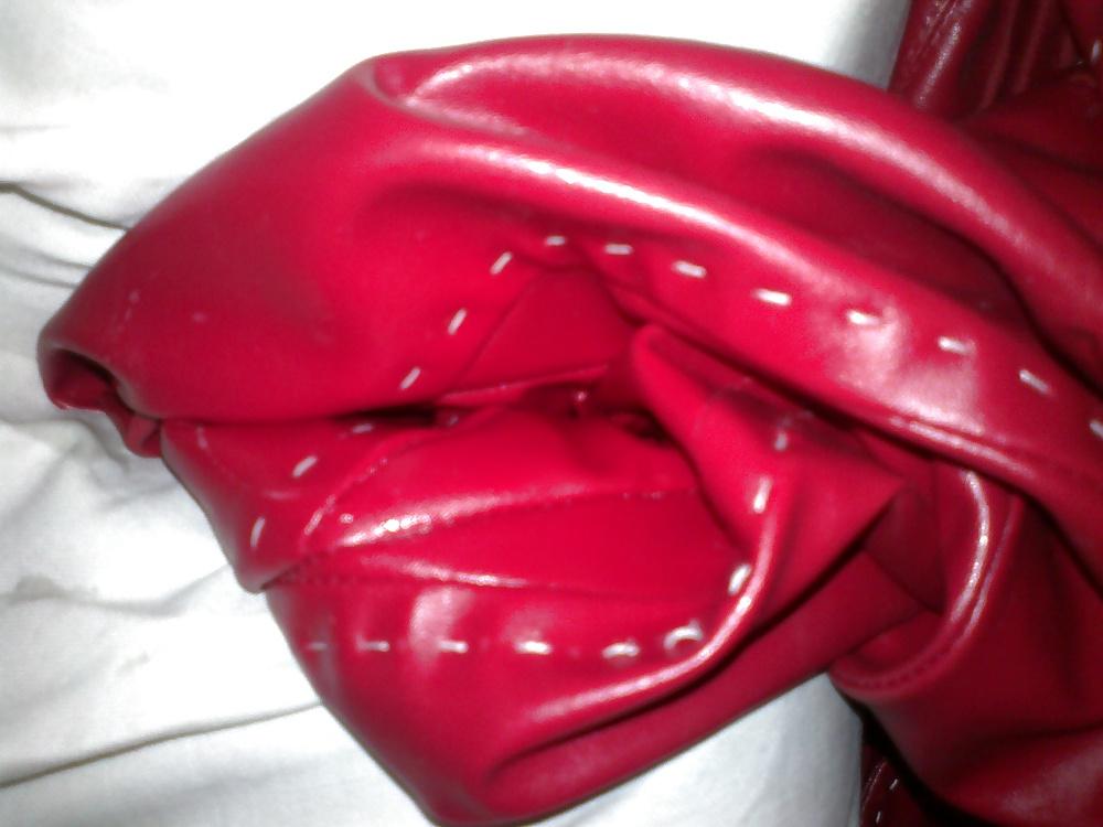25P Leather pussy fucking