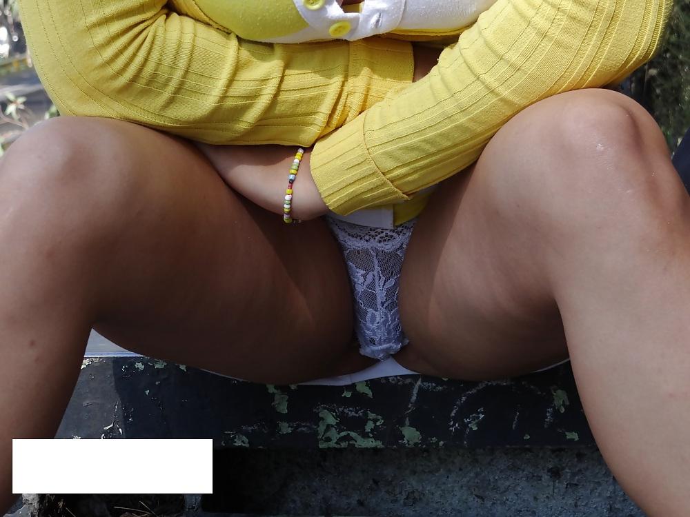 19P Public exibitionist upskirt and flash