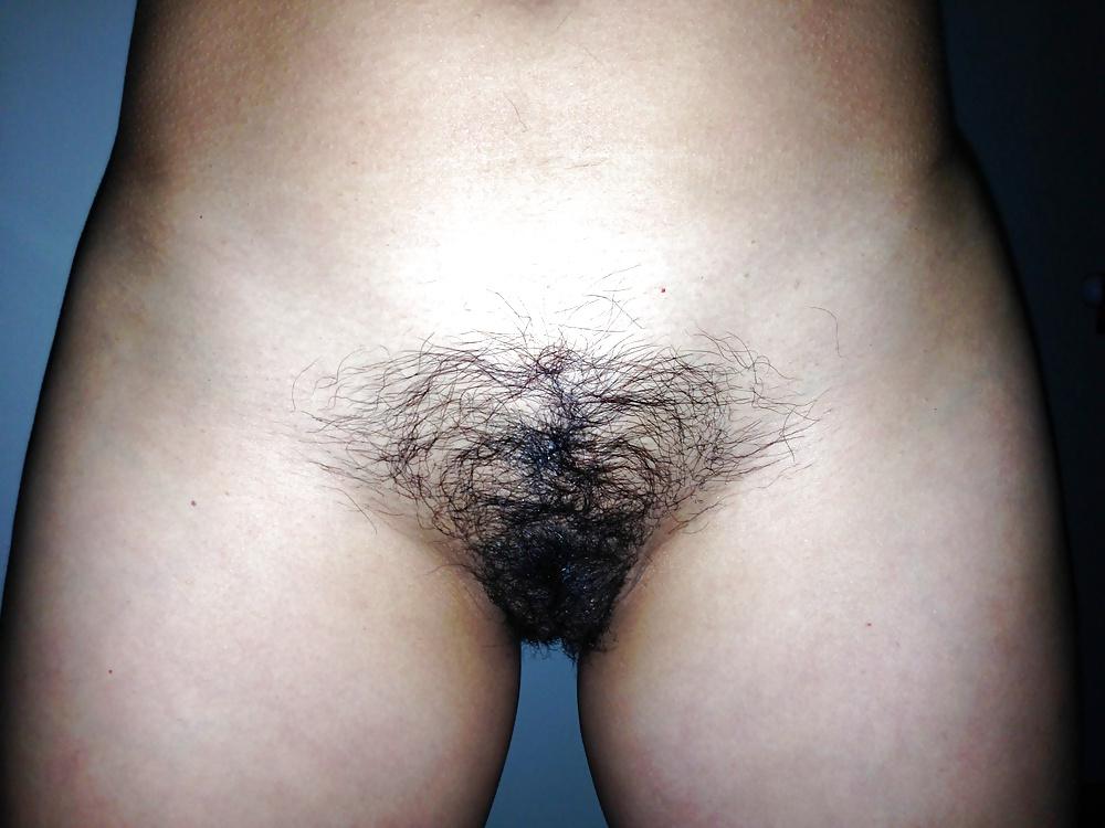 8P All Natural hairy pussy