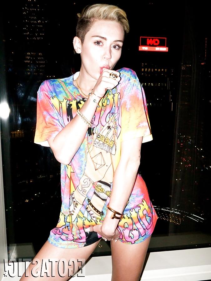 22P Miley Cyrus See-Through Braless Shoot for Terry Richardson
