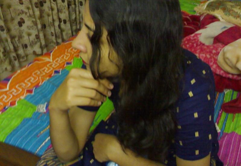 15P CUTE SEXY WIFE-INDIAN DESI PORN SET 3.3