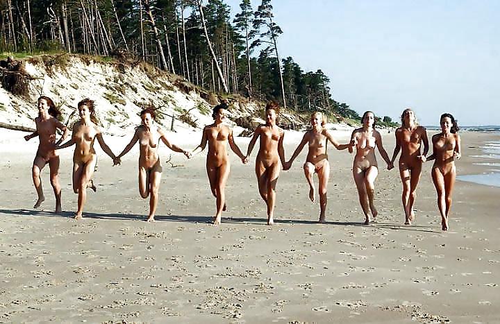 10P MILF Beach 08