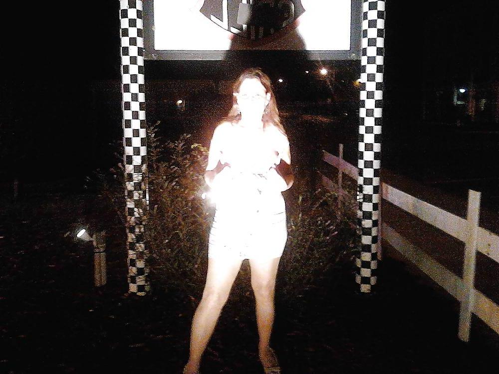 7P A flashing night out