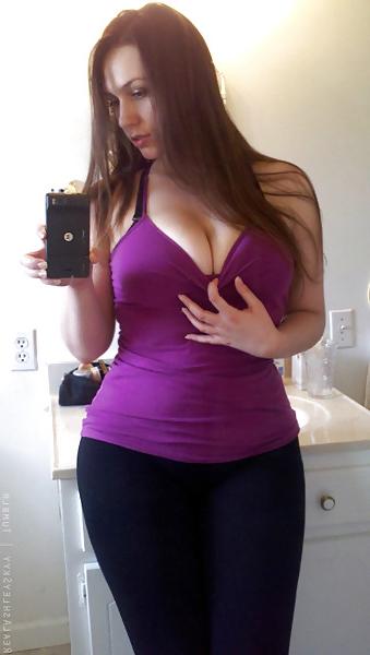 15P Get Your Meat Ready......Yoga Pants... 3