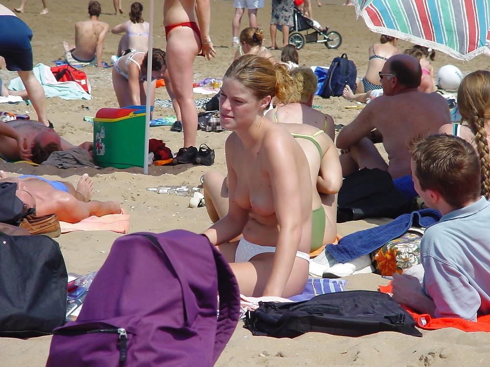 25P On the beach 2