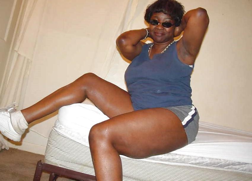 11P GROWN WOMAN EDITION VOL.134