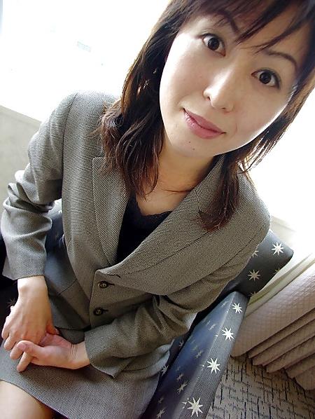 20P Japanese Mature Woman 09