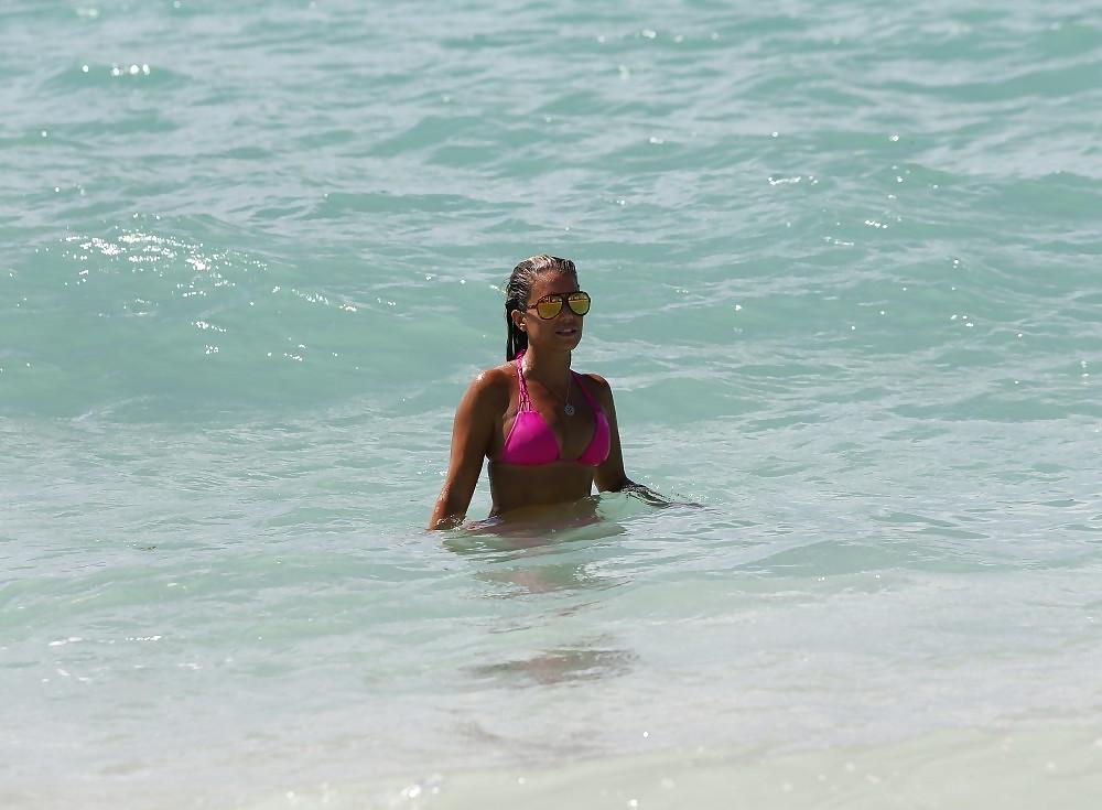 25P Beach Pics2 from Sylvie van der Vaart Miami October 2013