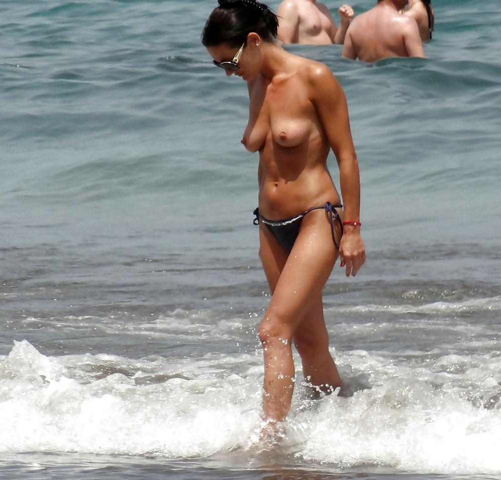 25P Bulgarian Beach Girls from Black Sea - XVI